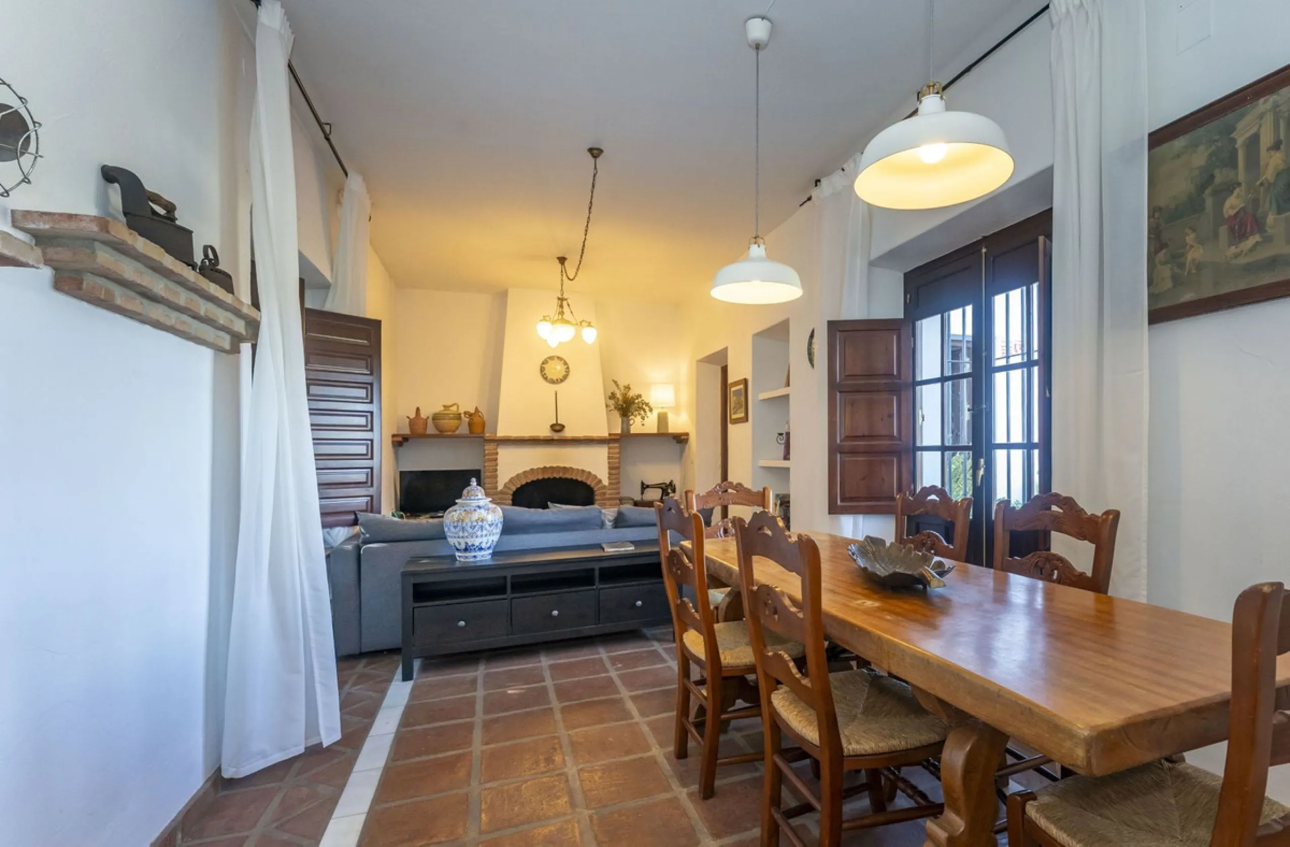 Experience the beauty of authentic Andalusian living with this stunning independent country house, beautifully restored in 2022 and perfectly positioned just a short drive from Alhaurín el Grande and Coín. Nestled on a fully fenced 12,074 m² plot, this fi