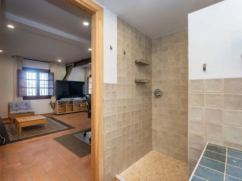 Experience the beauty of authentic Andalusian living with this stunning independent country house, beautifully restored in 2022 and perfectly positioned just a short drive from Alhaurín el Grande and Coín. Nestled on a fully fenced 12,074 m² plot, this fi