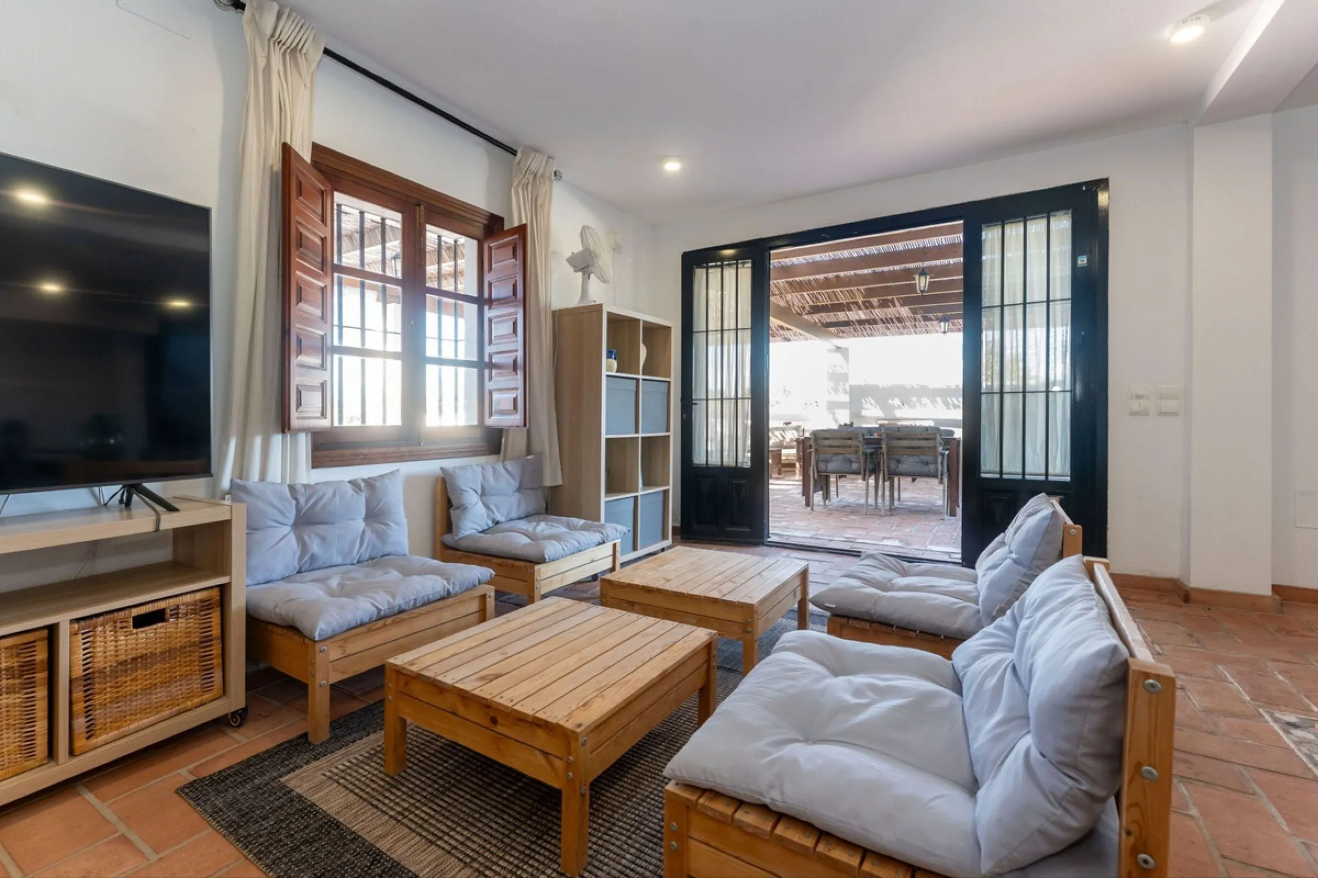 Experience the beauty of authentic Andalusian living with this stunning independent country house, beautifully restored in 2022 and perfectly positioned just a short drive from Alhaurín el Grande and Coín. Nestled on a fully fenced 12,074 m² plot, this fi