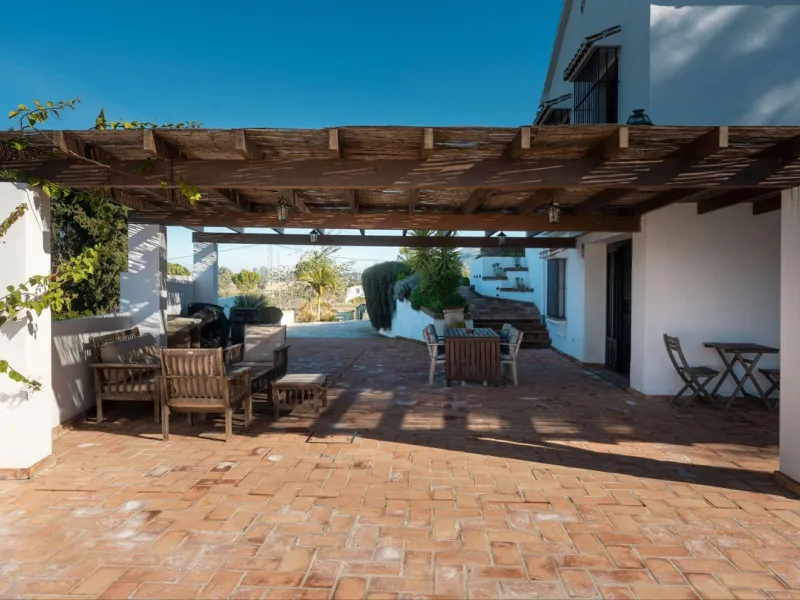 Experience the beauty of authentic Andalusian living with this stunning independent country house, beautifully restored in 2022 and perfectly positioned just a short drive from Alhaurín el Grande and Coín. Nestled on a fully fenced 12,074 m² plot, this fi
