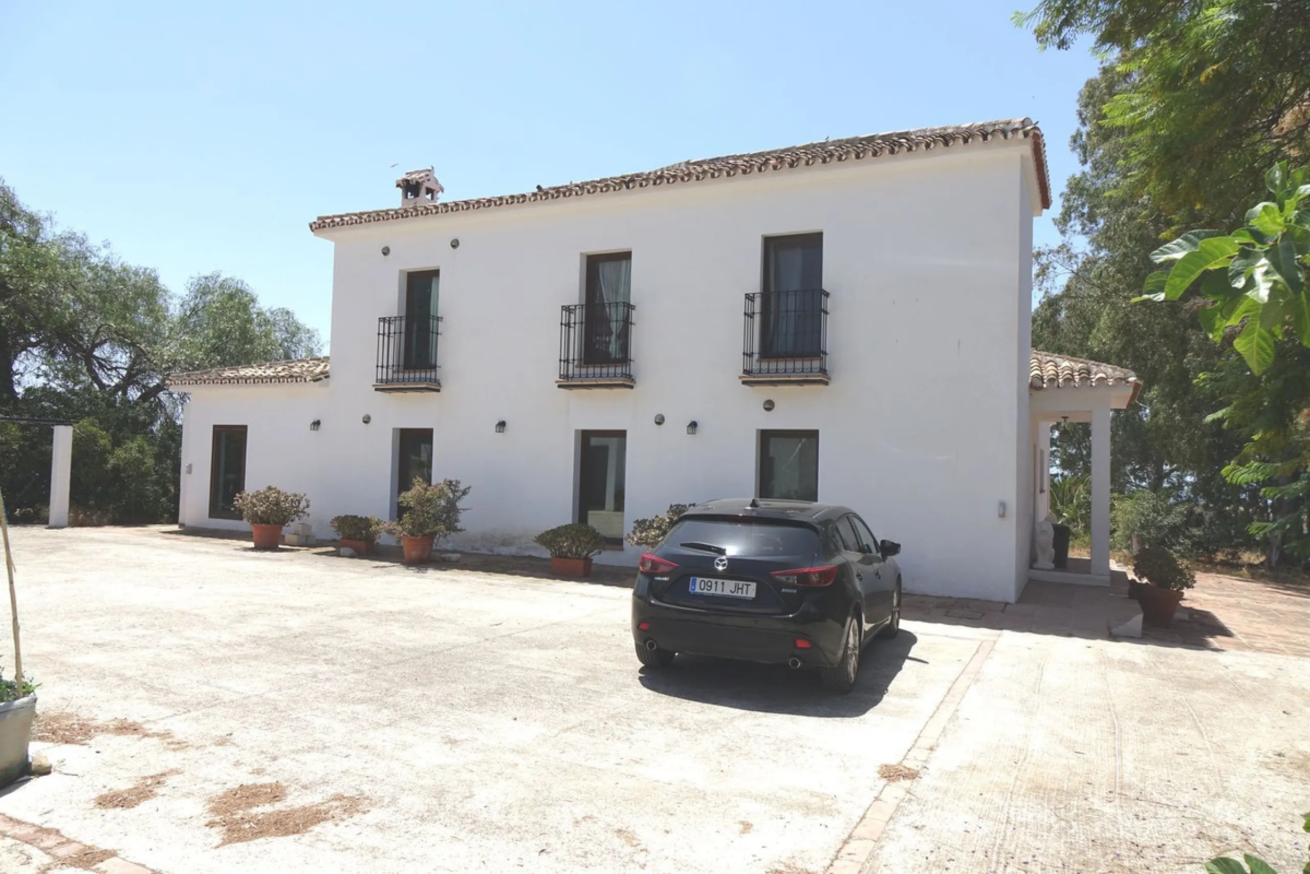 Finca set below the urbanisation of Valtocado in 4 hectares of private land.  The Finca is approximately 50 years old, but was fully reformed 15 years ago.