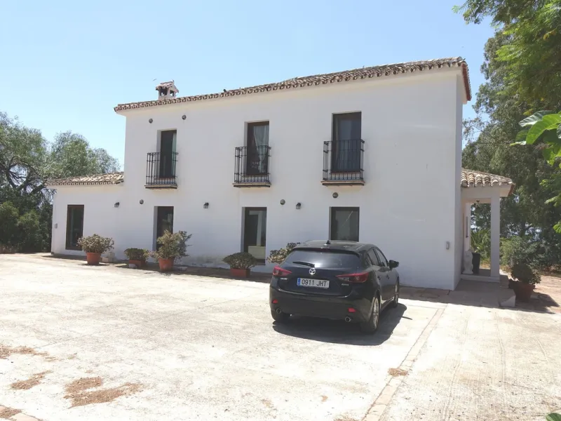Finca set below the urbanisation of Valtocado in 4 hectares of private land.  The Finca is approximately 50 years old, but was fully reformed 15 years ago.