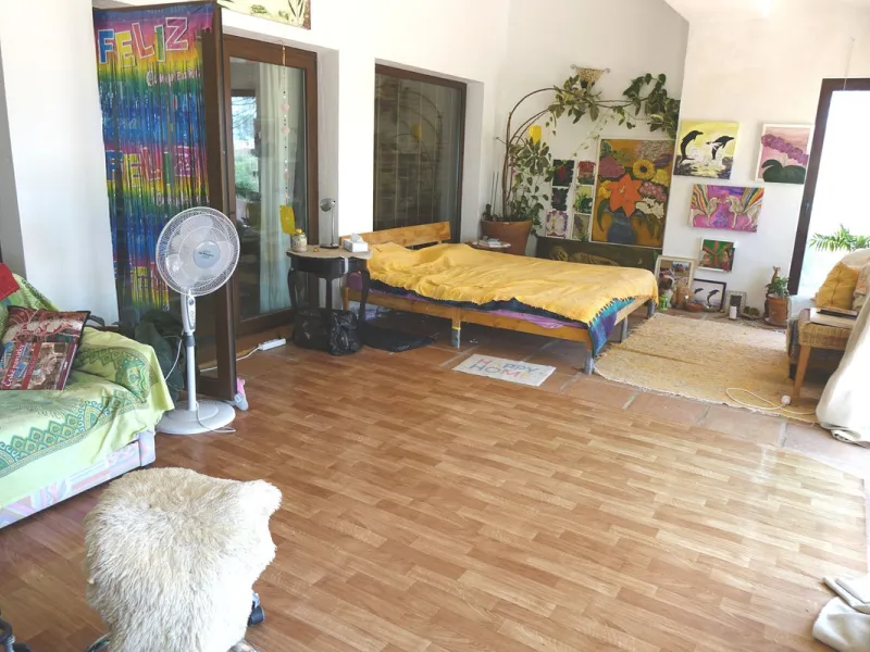 Finca set below the urbanisation of Valtocado in 4 hectares of private land.  The Finca is approximately 50 years old, but was fully reformed 15 years ago.