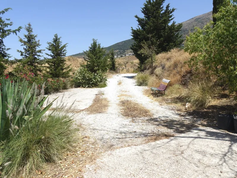 Finca set below the urbanisation of Valtocado in 4 hectares of private land.  The Finca is approximately 50 years old, but was fully reformed 15 years ago.