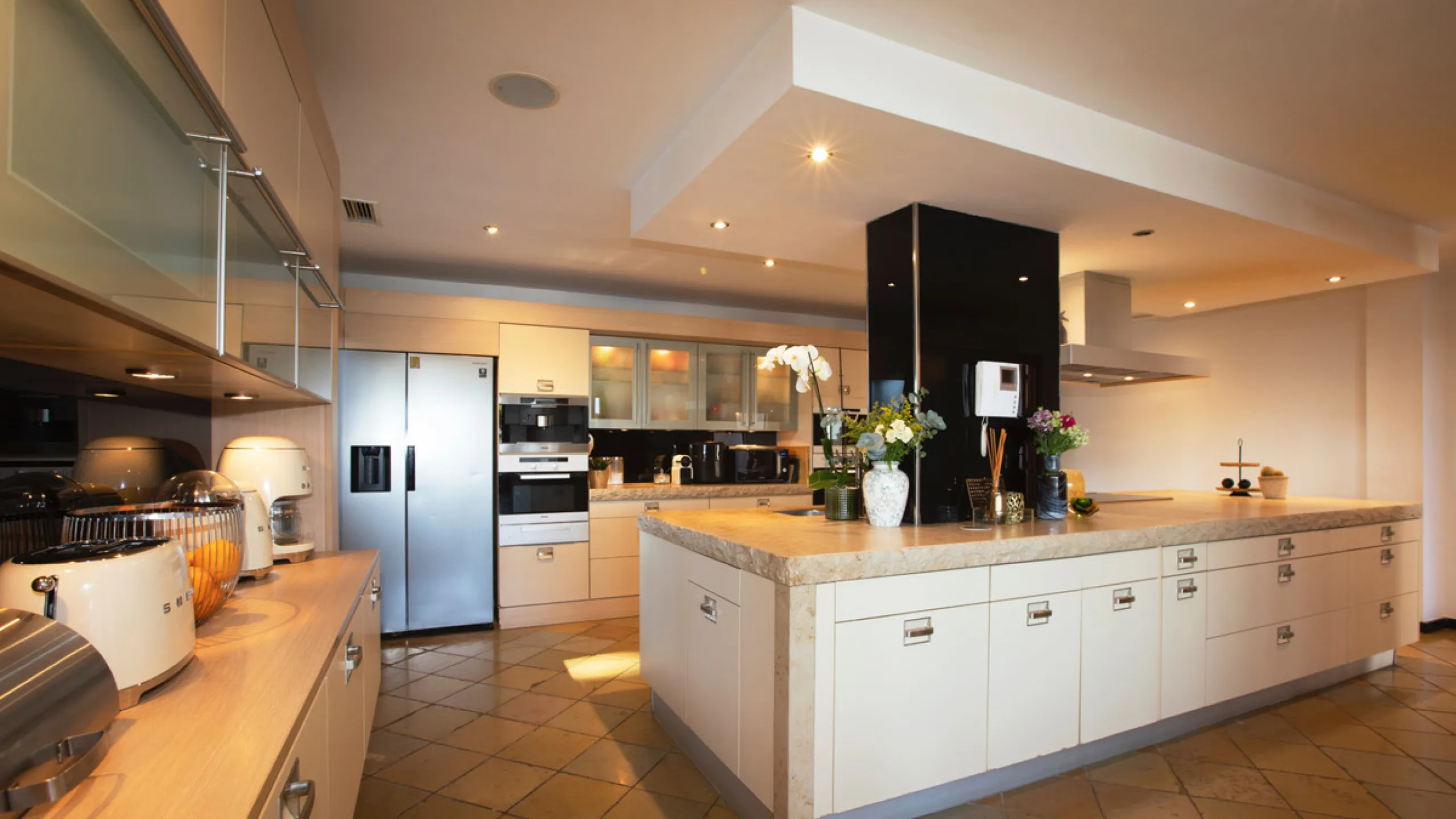 Set metres from the shoreline in the tranquil beachside enclave of Artola, this magnificent villa offers a rare blend of privacy, space, and refined coastal luxury. Framed by the natural beauty of the protected dunes, it invites a lifestyle defined by ser