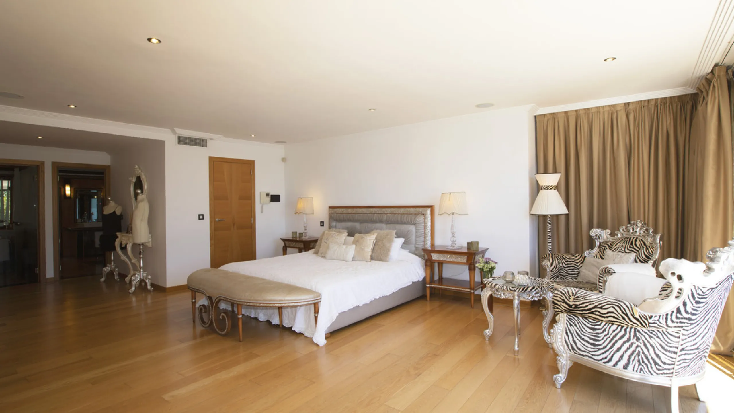 Set metres from the shoreline in the tranquil beachside enclave of Artola, this magnificent villa offers a rare blend of privacy, space, and refined coastal luxury. Framed by the natural beauty of the protected dunes, it invites a lifestyle defined by ser