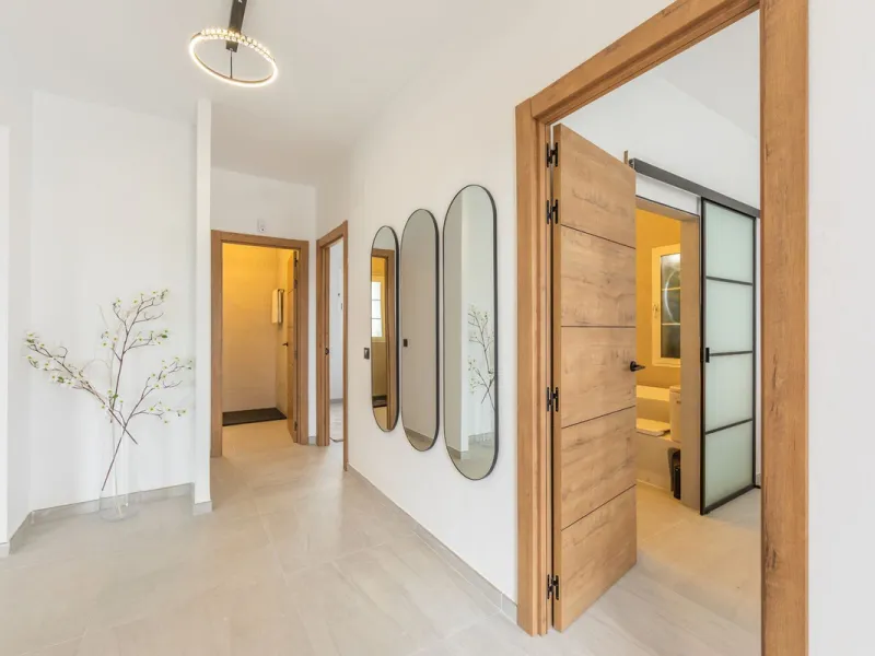 WONDERFUL RENOVATED HOUSE WITH SEA VIEWS, LA DUQUESA