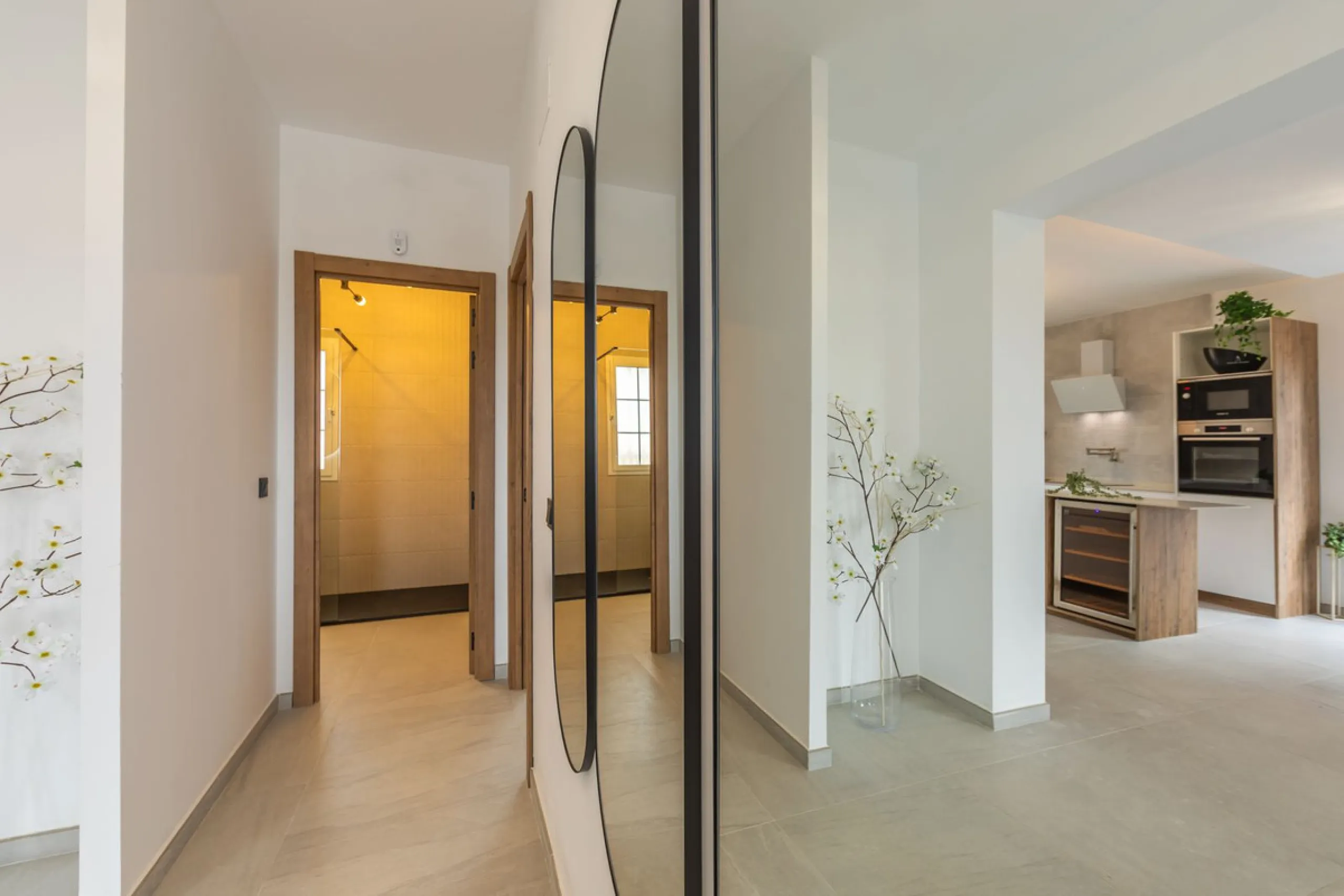 WONDERFUL RENOVATED HOUSE WITH SEA VIEWS, LA DUQUESA