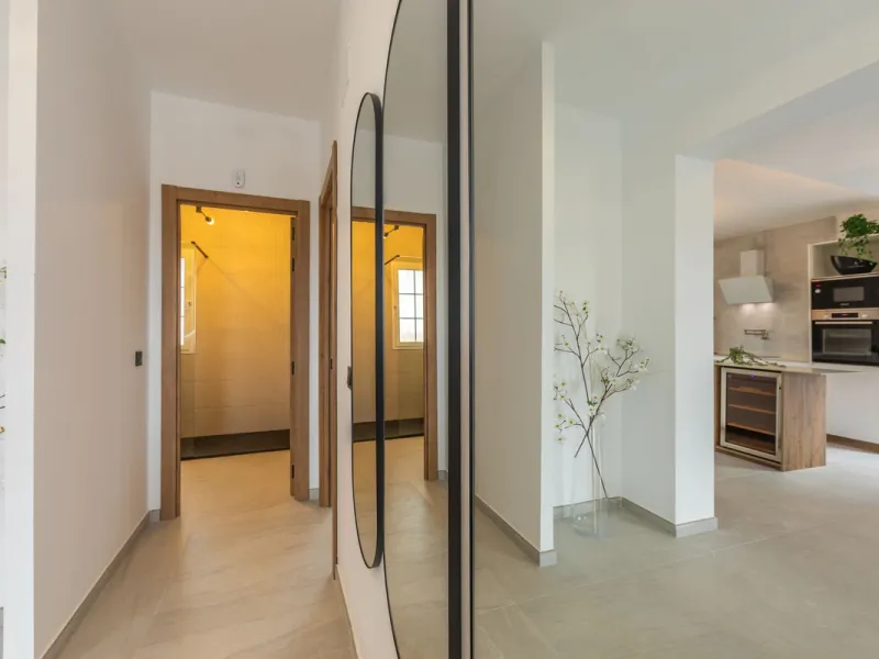 WONDERFUL RENOVATED HOUSE WITH SEA VIEWS, LA DUQUESA