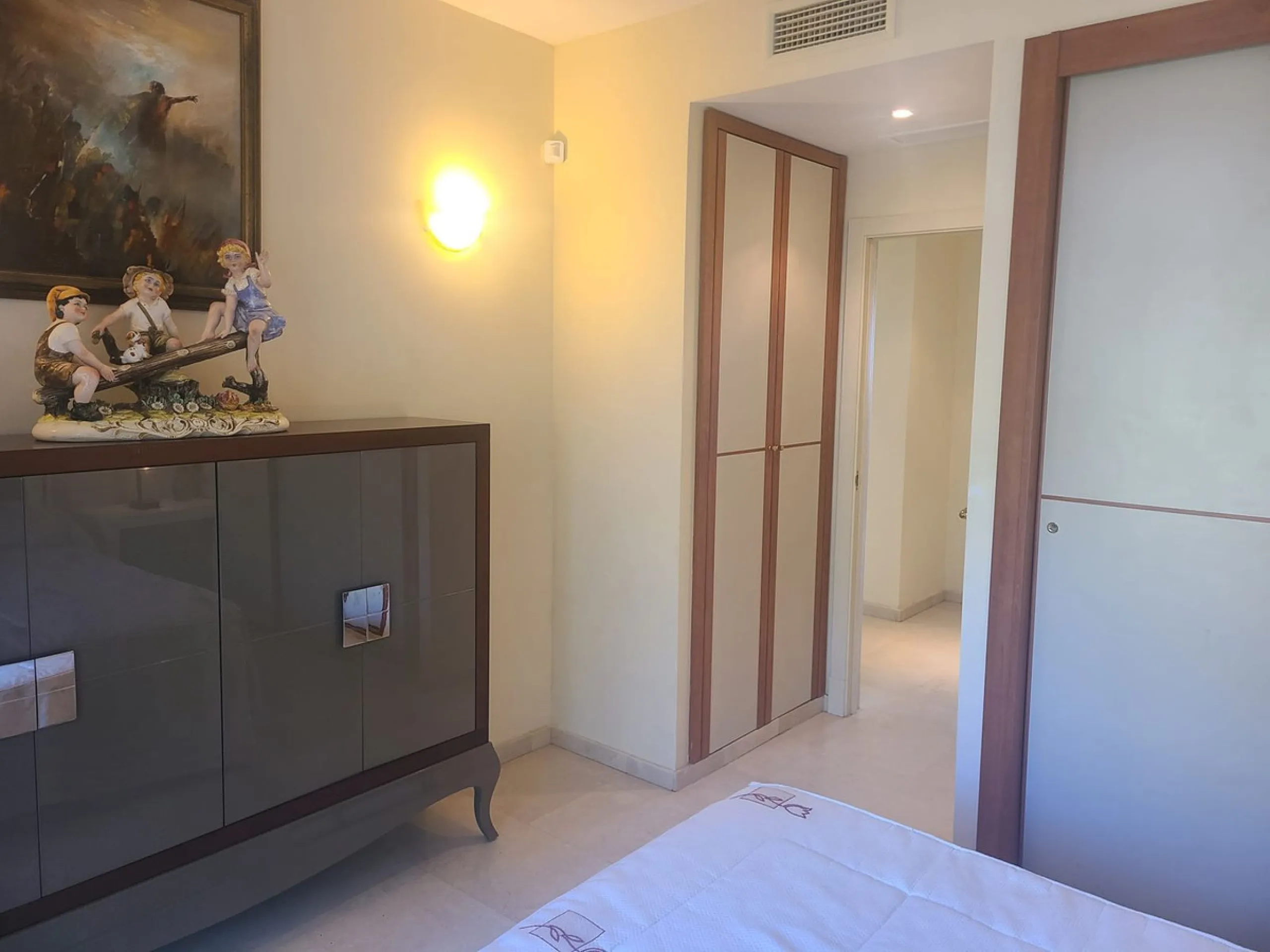 Middle Floor Apartment, La Quinta, Costa del Sol.