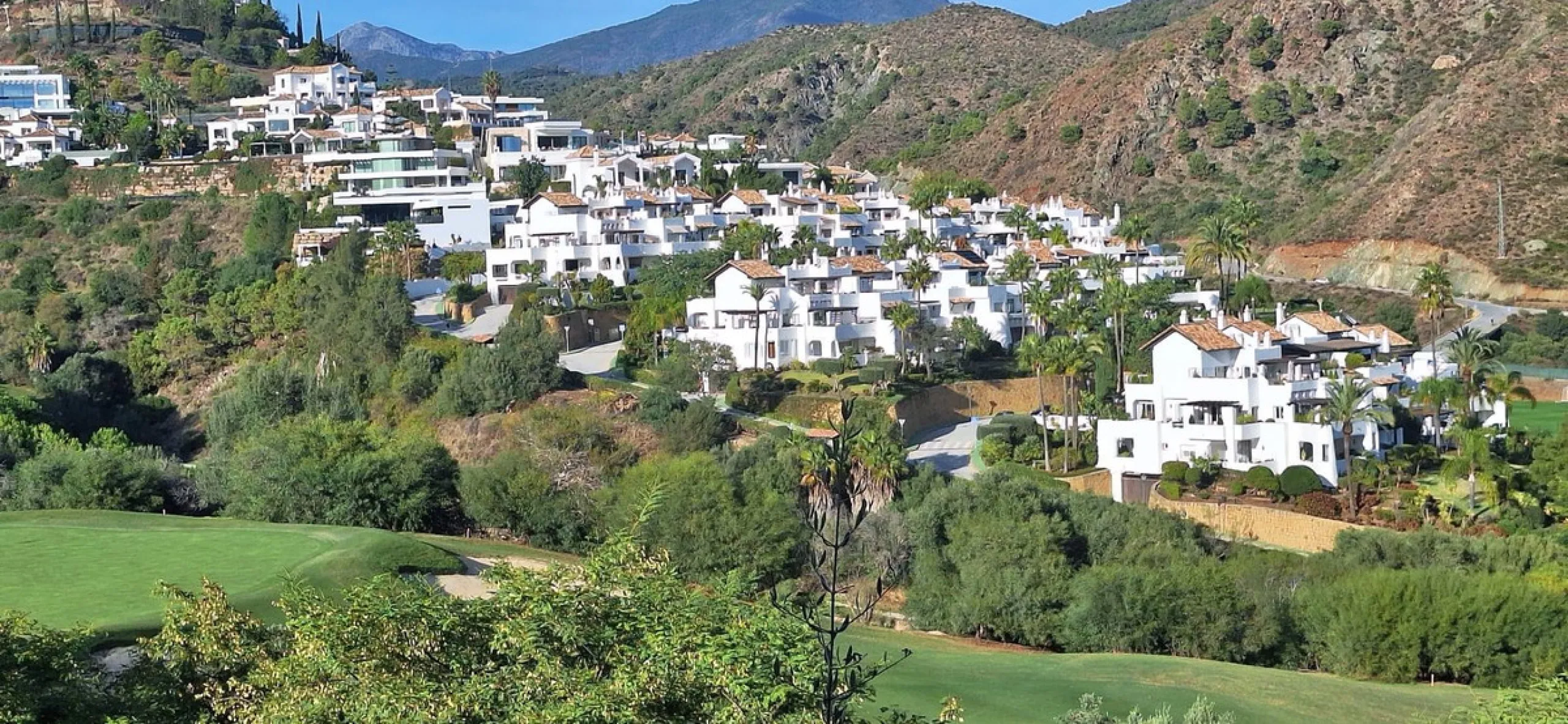Middle Floor Apartment, La Quinta, Costa del Sol.