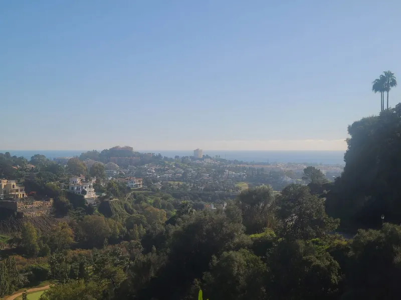 Middle Floor Apartment, La Quinta, Costa del Sol.