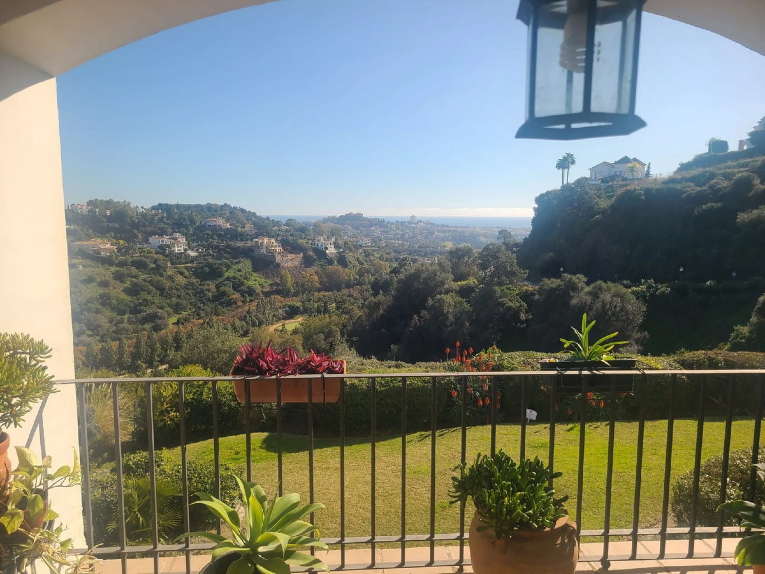 Middle Floor Apartment, La Quinta, Costa del Sol.