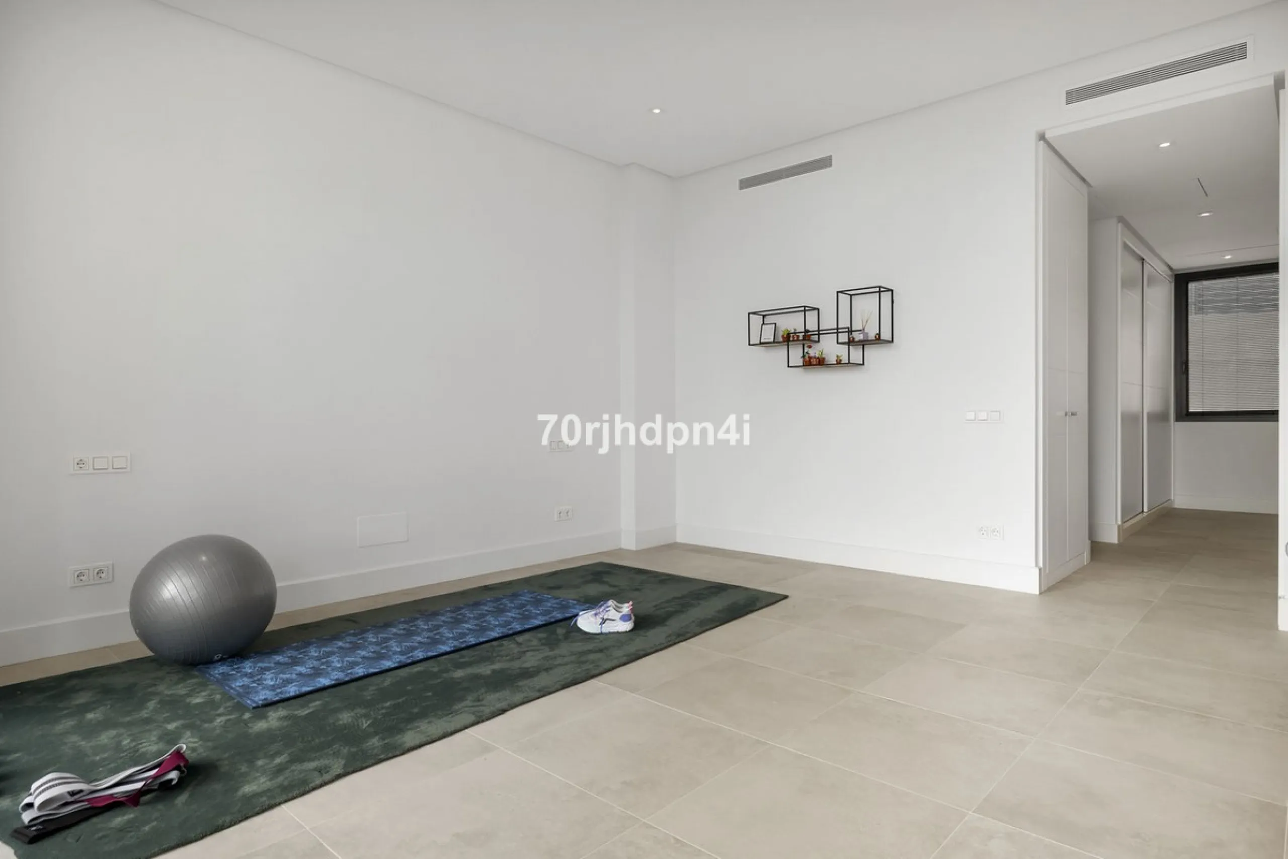 Spectacular Frontline Golf Villa in Cabopino (Marbella)