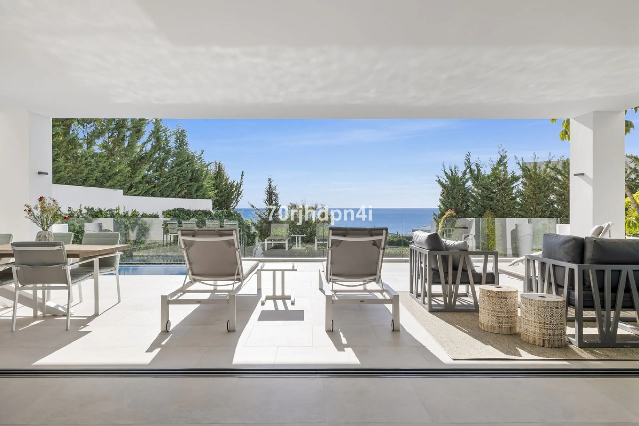 Spectacular Frontline Golf Villa in Cabopino (Marbella)