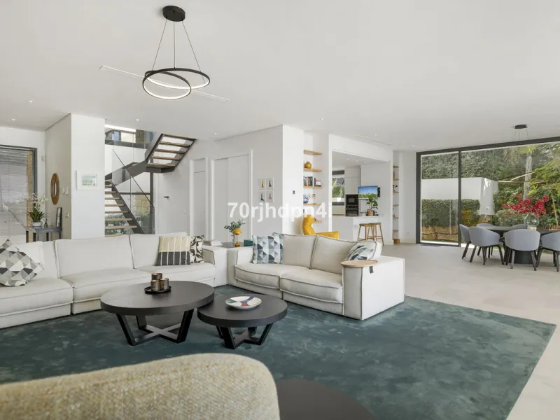 Spectacular Frontline Golf Villa in Cabopino (Marbella)
