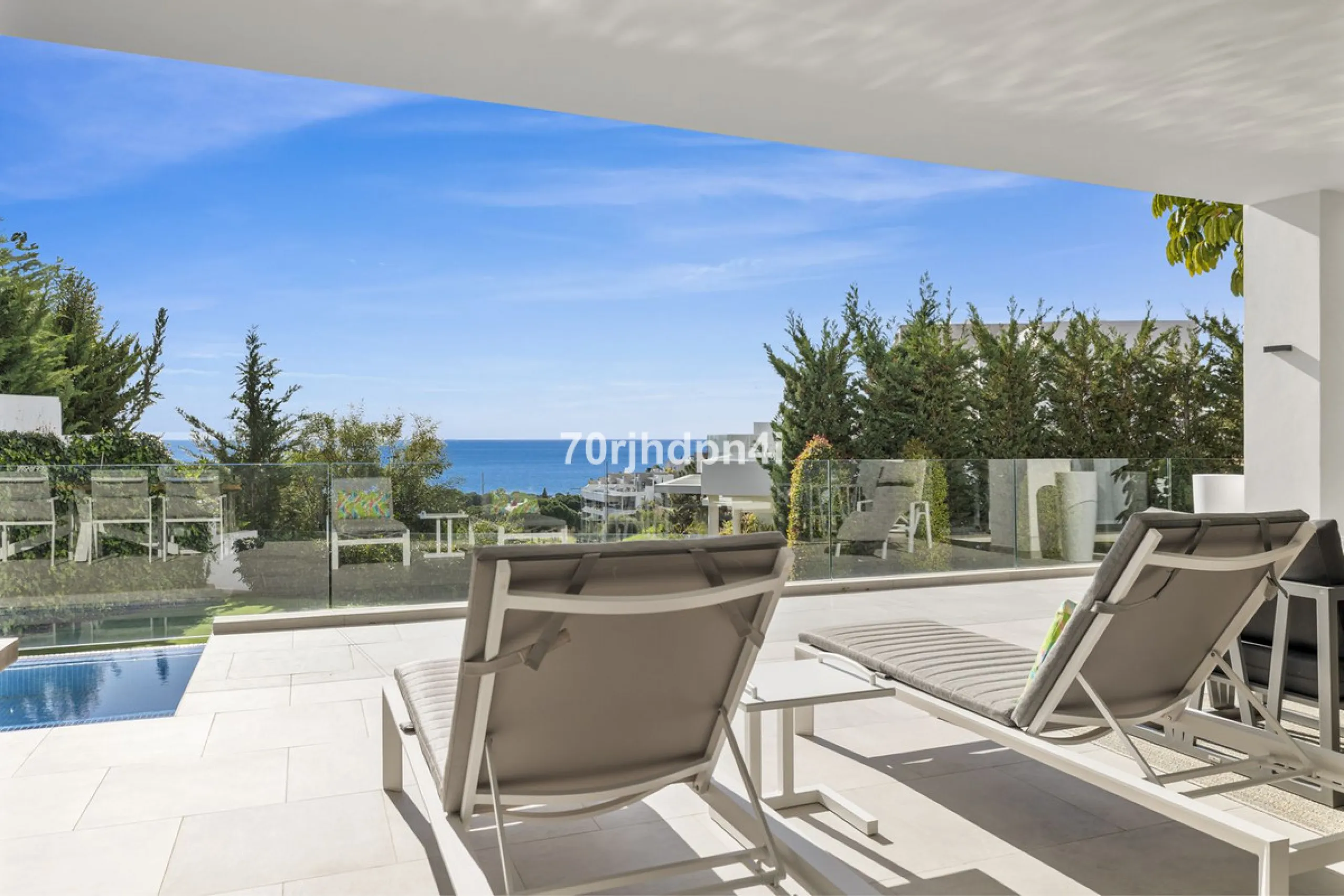 Spectacular Frontline Golf Villa in Cabopino (Marbella)