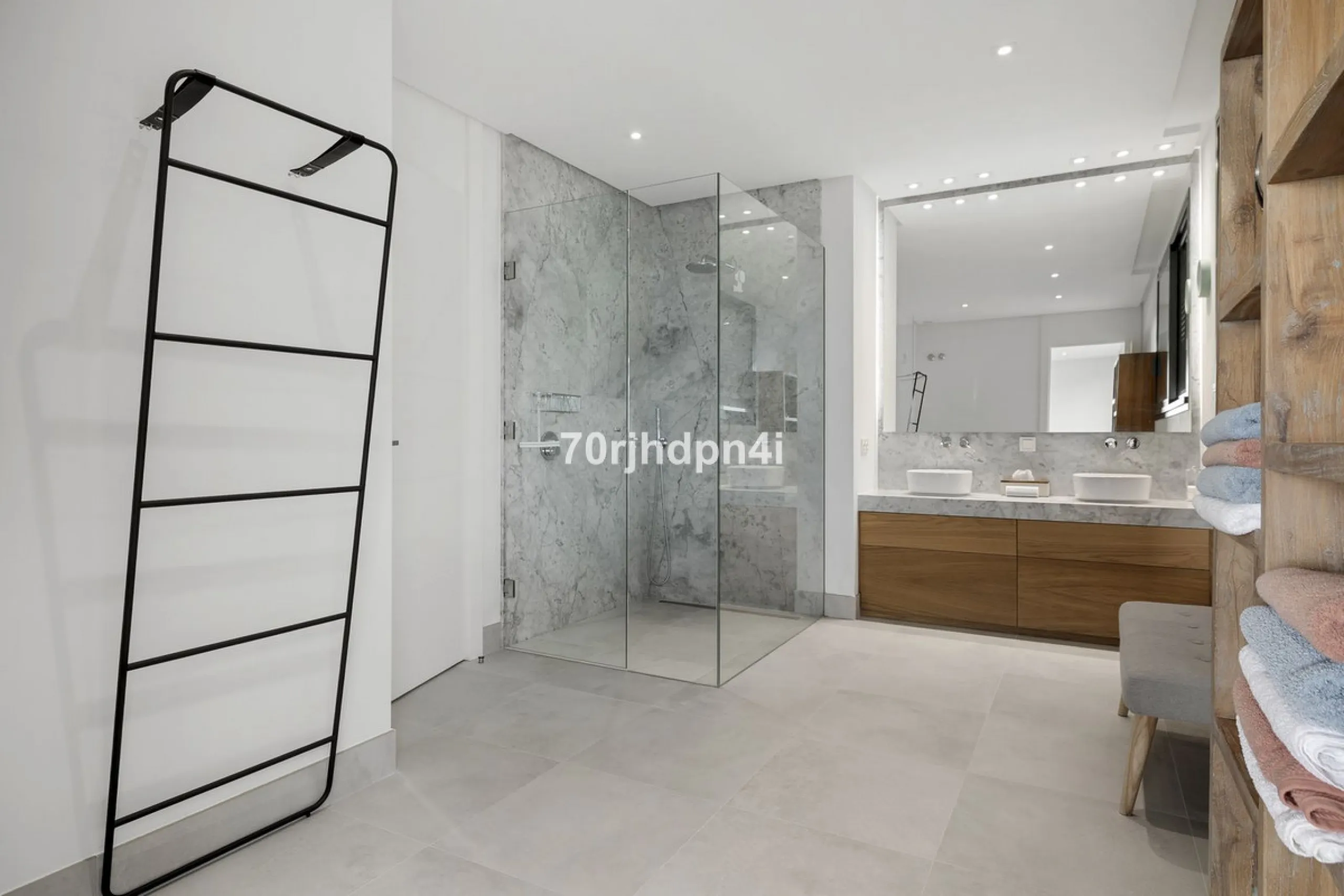 Spectacular Frontline Golf Villa in Cabopino (Marbella)