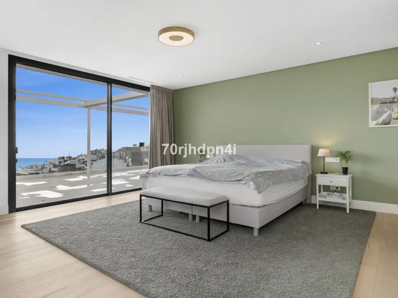 Spectacular Frontline Golf Villa in Cabopino (Marbella)