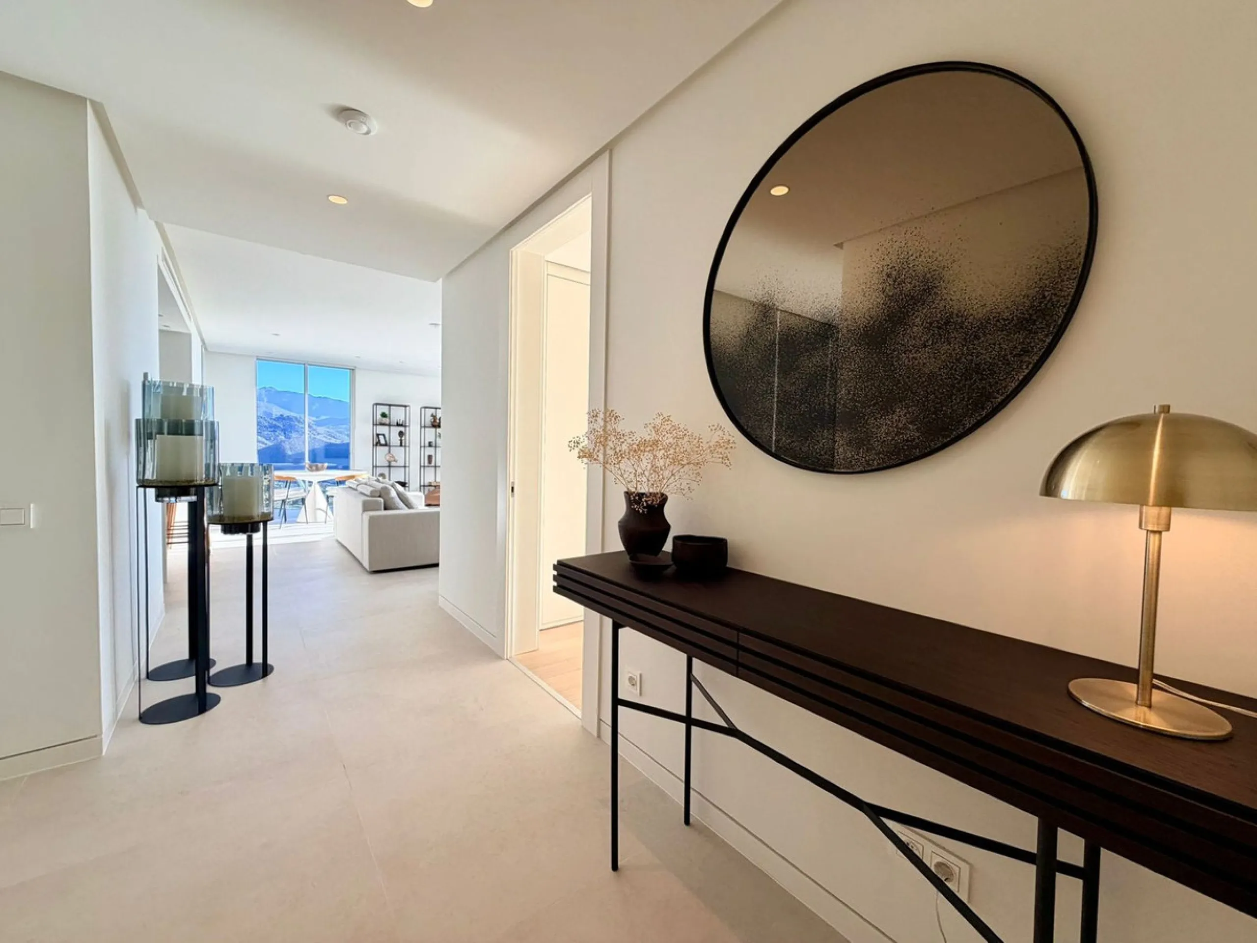 First-Floor Apartment with Panoramic Views in Palo Alto, Ojén