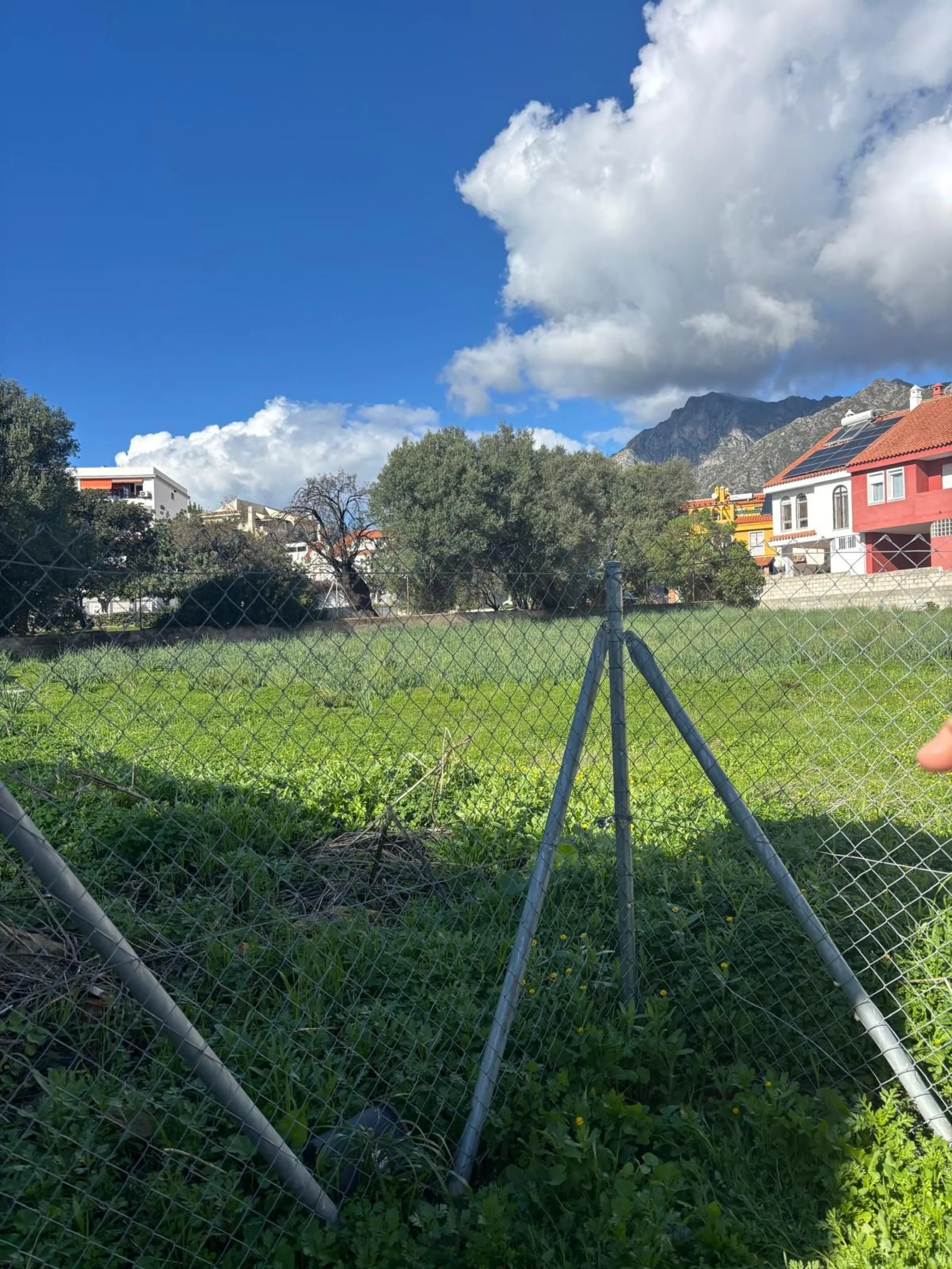 Plot - Residential Plot в продаже в Málaga, Málaga. Площадь дома 14697 м². Площадь участка 6631 м²