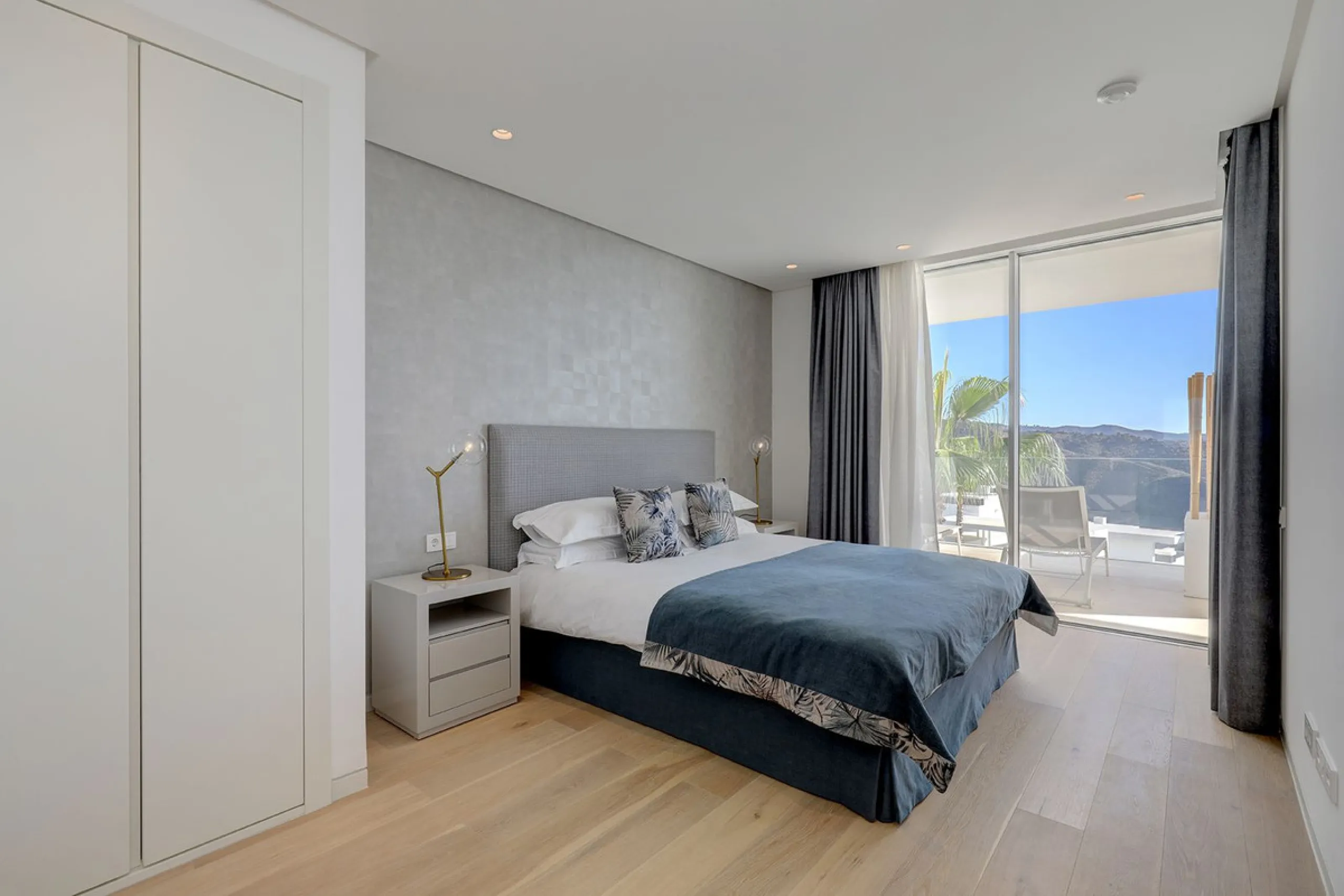 Exquisite Elevated Ground Floor Residence | Palo Alto, Ojén – Just Above Marbella