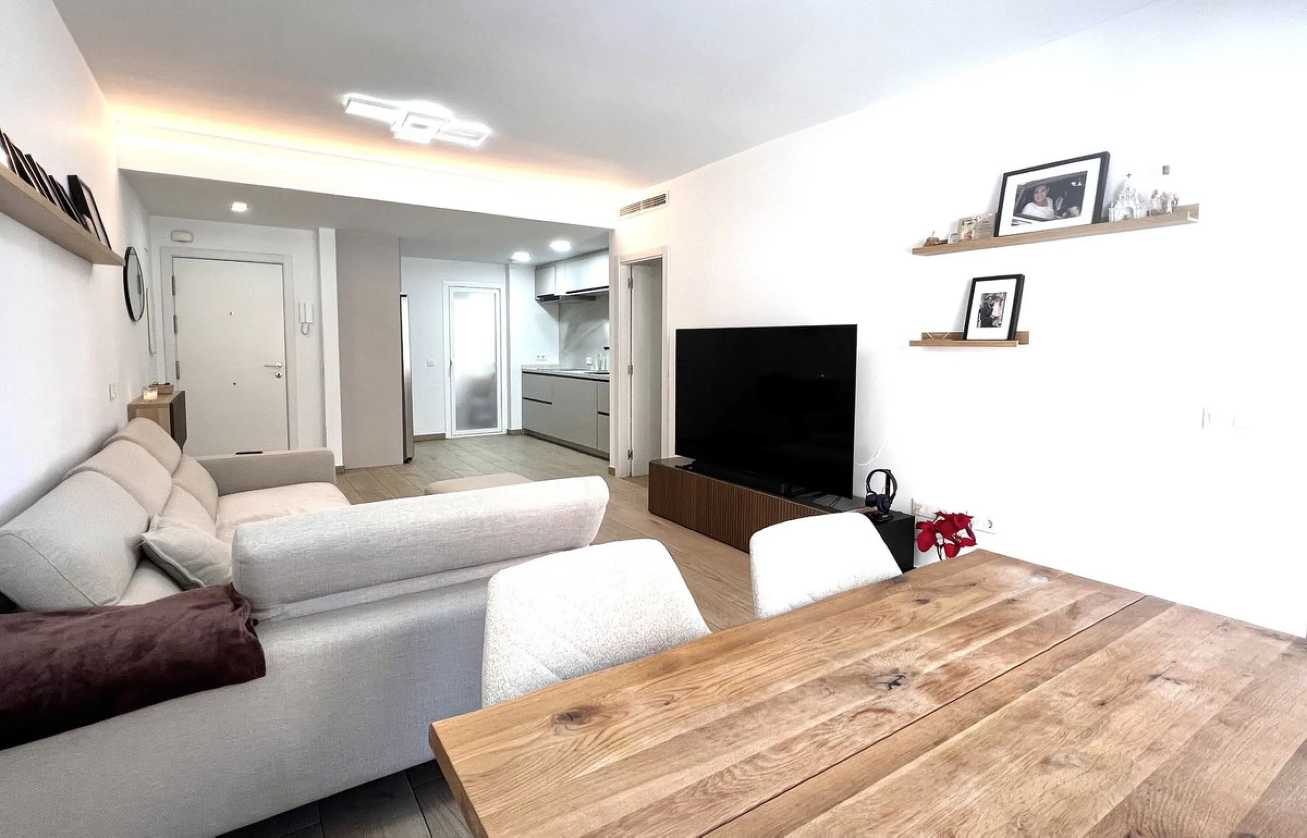 Contemporary Living in the Heart of Estepona – Walk to the Beach