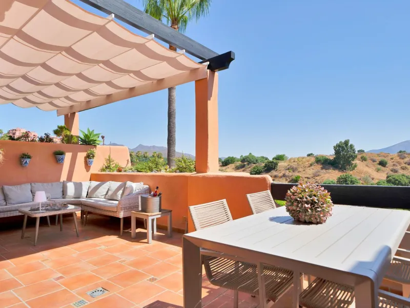 Apartment - Penthouse Duplex в продаже в Marbella, Málaga. В доме 3 спален и 2 ванных комнат. Площадь дома 169 м²