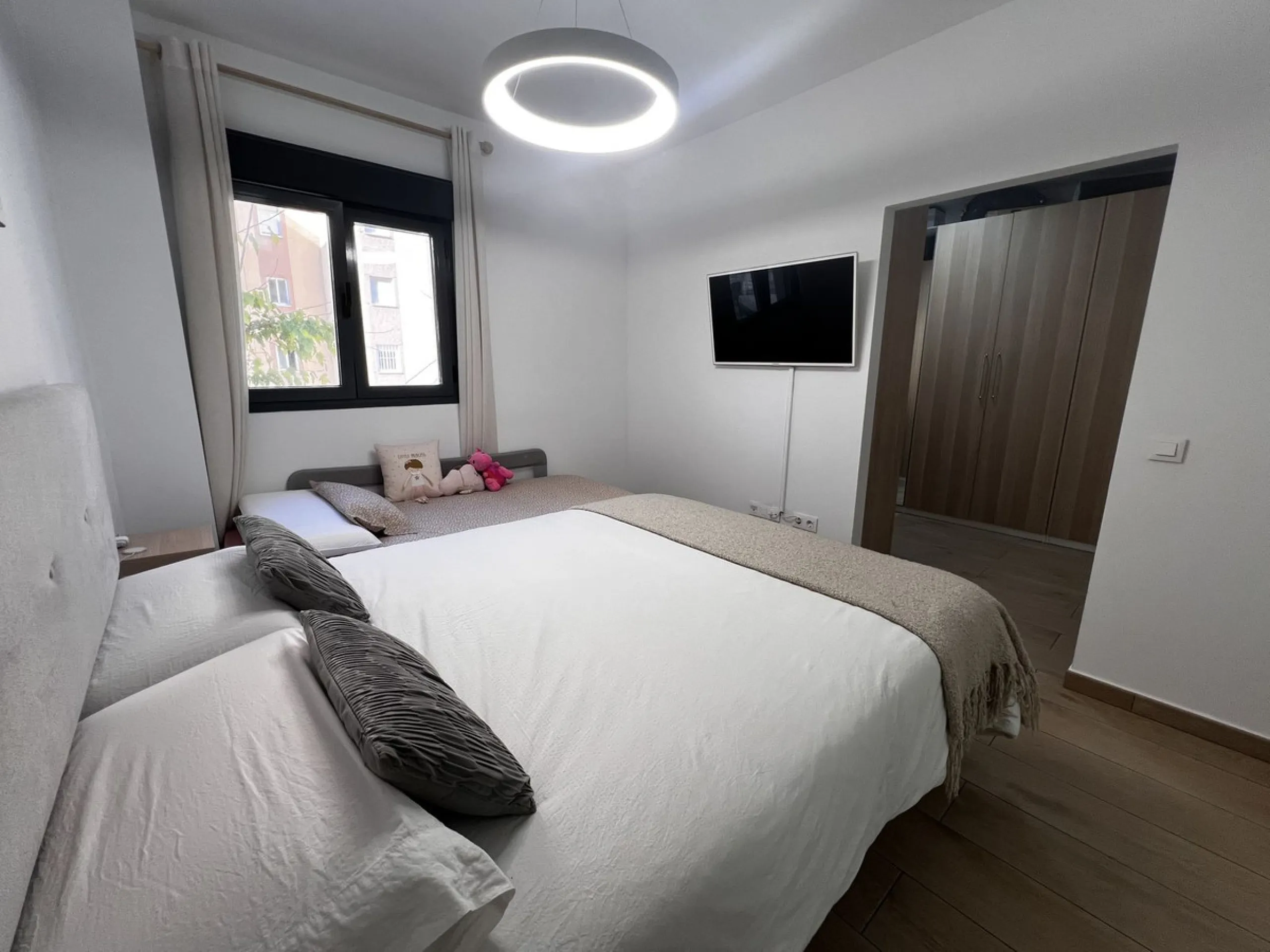 Contemporary Living in the Heart of Estepona – Walk to the Beach