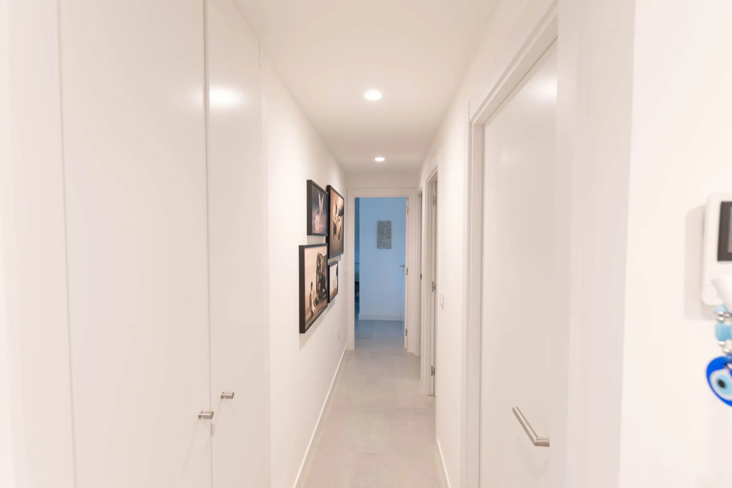 Apartment - Middle Floor Apartment в продаже в Estepona, Málaga. В доме 2 спален и 2 ванных комнат. Площадь дома 78 м²
