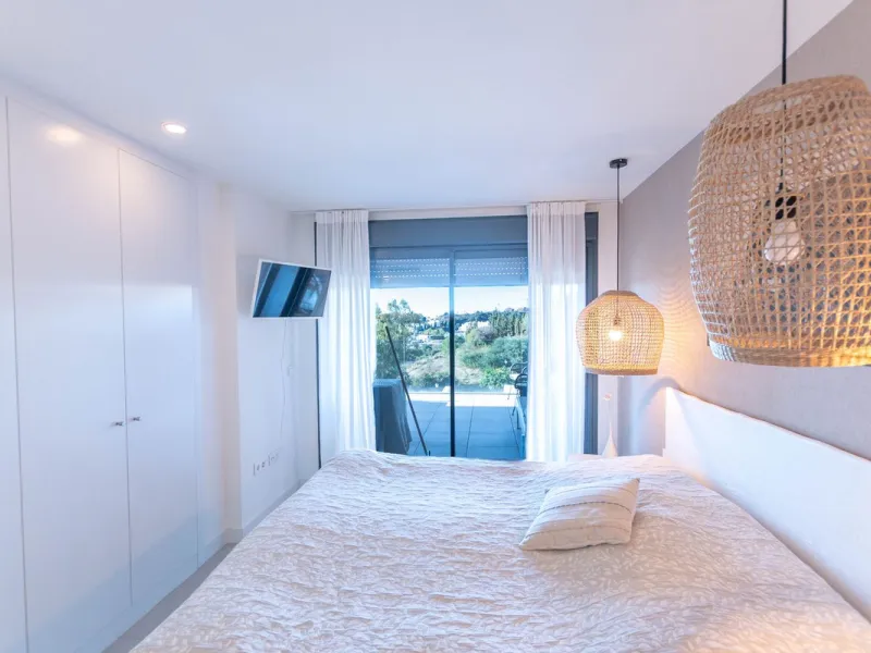 Apartment - Middle Floor Apartment в продаже в Estepona, Málaga. В доме 2 спален и 2 ванных комнат. Площадь дома 78 м²