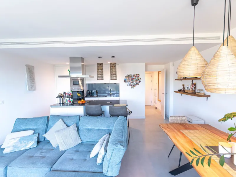 Apartment - Middle Floor Apartment в продаже в Estepona, Málaga. В доме 2 спален и 2 ванных комнат. Площадь дома 78 м²
