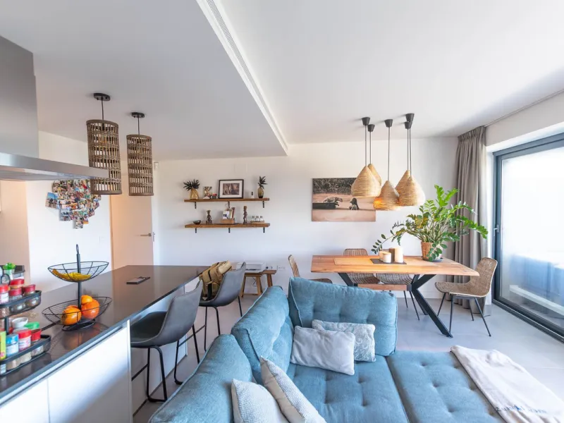 Apartment - Middle Floor Apartment в продаже в Estepona, Málaga. В доме 2 спален и 2 ванных комнат. Площадь дома 78 м²