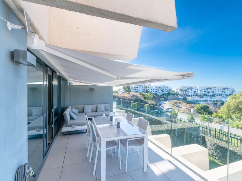 Apartment - Middle Floor Apartment в продаже в Estepona, Málaga. В доме 2 спален и 2 ванных комнат. Площадь дома 78 м²