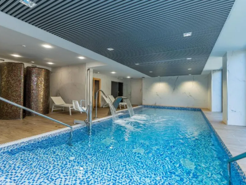 Apartment - Middle Floor Apartment в продаже в Estepona, Málaga. В доме 2 спален и 2 ванных комнат. Площадь дома 78 м²