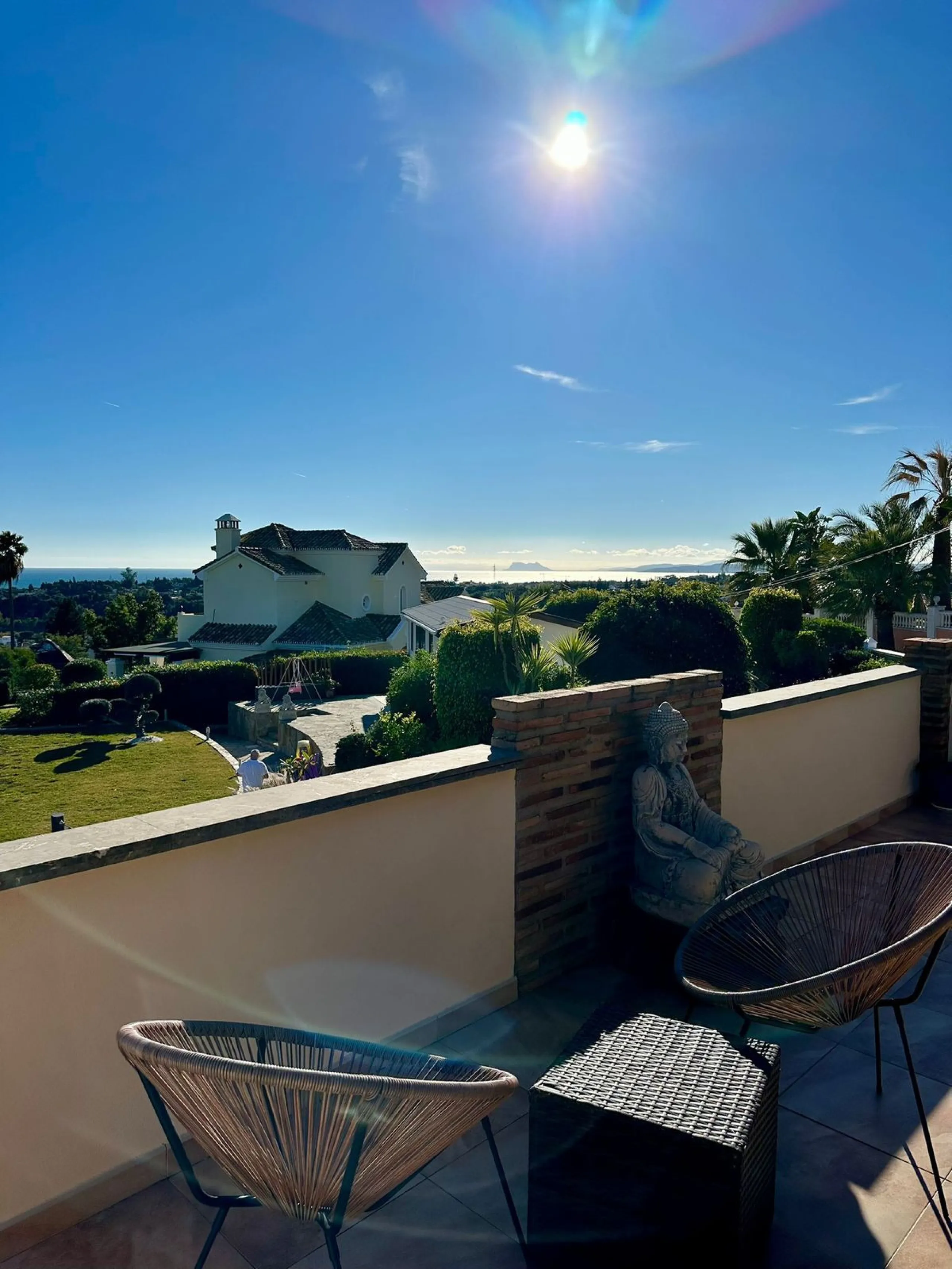 House - Detached Villa в продаже в Estepona, Málaga. В доме 6 спален и 5 ванных комнат. Площадь дома 200 м²