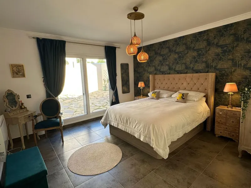 House - Detached Villa в продаже в Estepona, Málaga. В доме 6 спален и 5 ванных комнат. Площадь дома 200 м²