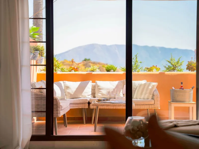 Apartment - Penthouse Duplex в продаже в Marbella, Málaga. В доме 3 спален и 2 ванных комнат. Площадь дома 169 м²