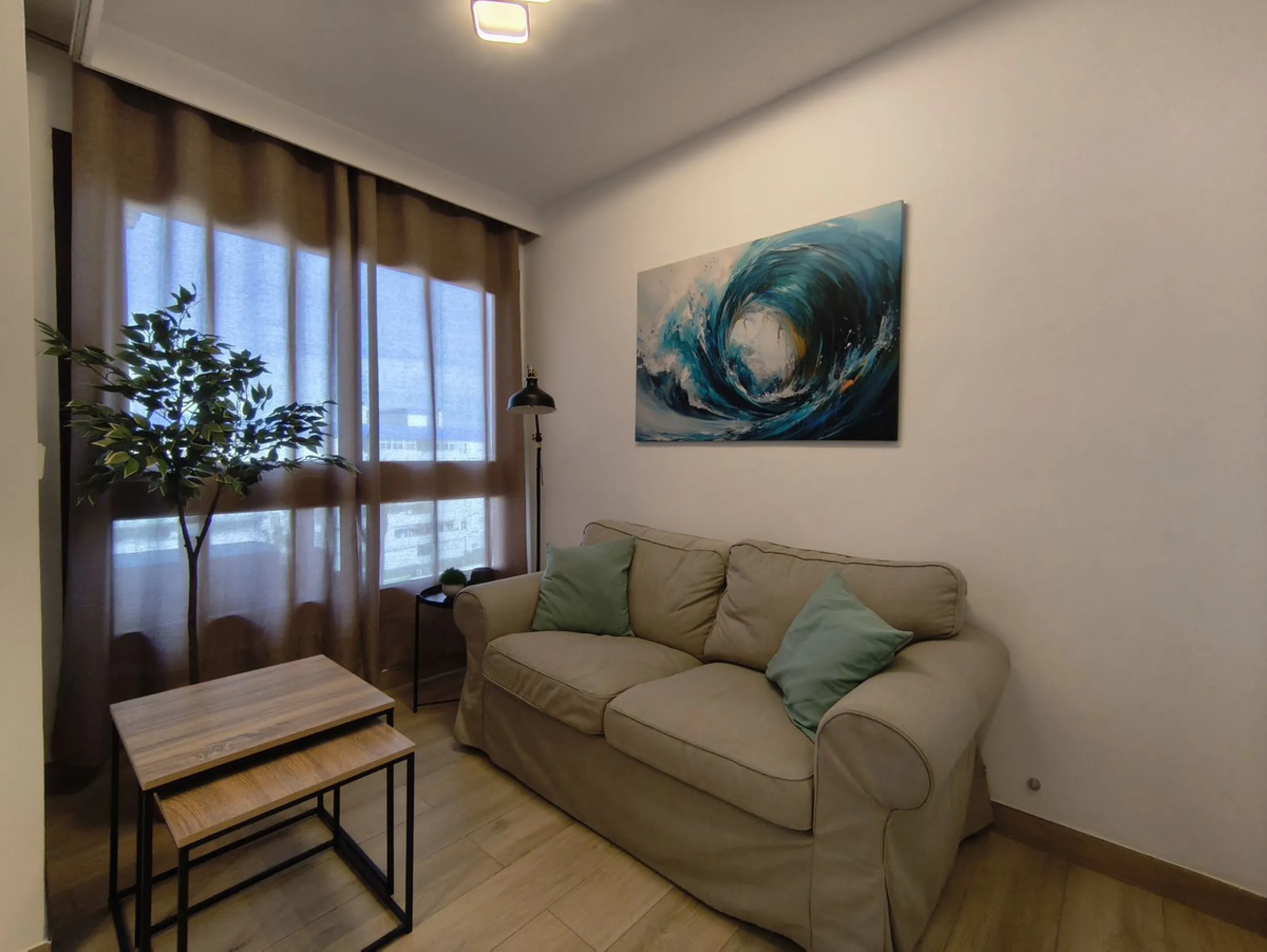 Beachfront with spectacular sea views!