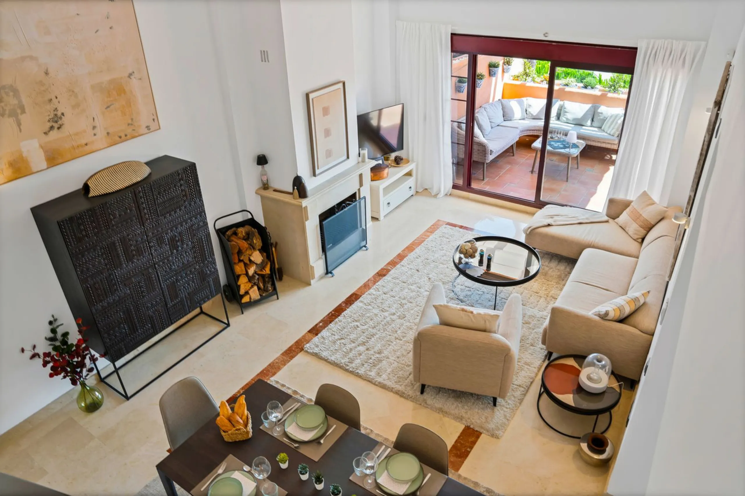 Apartment - Penthouse Duplex в продаже в Marbella, Málaga. В доме 3 спален и 2 ванных комнат. Площадь дома 169 м²