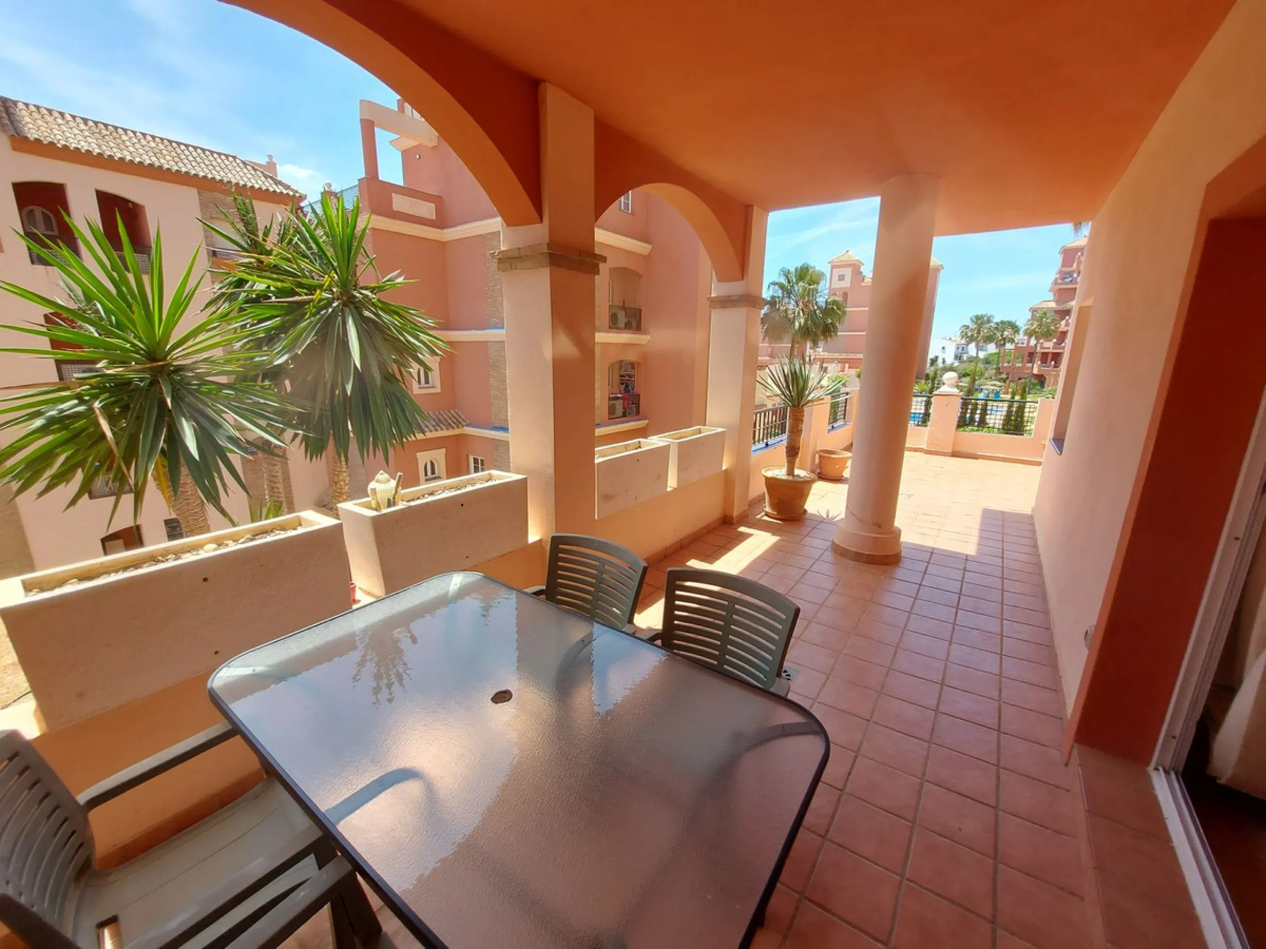 Апартамент нижний этаж, La Duquesa, Costa del Sol