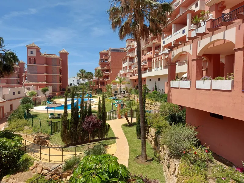 Апартамент нижний этаж, La Duquesa, Costa del Sol