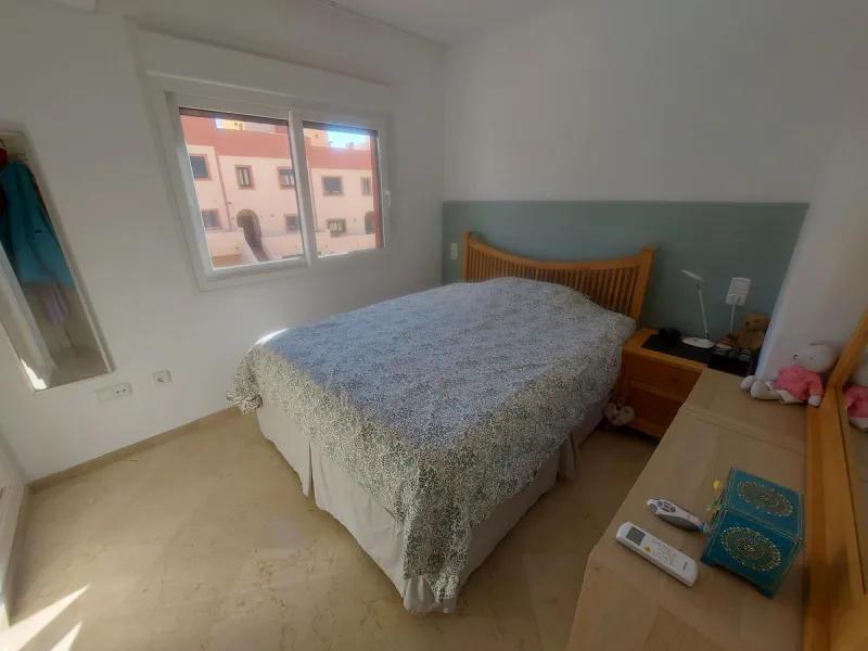 House - Townhouse в продаже в Manilva, Málaga. В доме 3 спален и 2 ванных комнат. Площадь дома 116 м². Площадь участка 24 м²