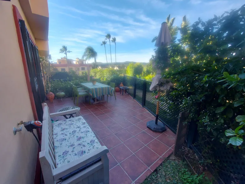 House - Townhouse в продаже в Manilva, Málaga. В доме 3 спален и 2 ванных комнат. Площадь дома 116 м². Площадь участка 24 м²