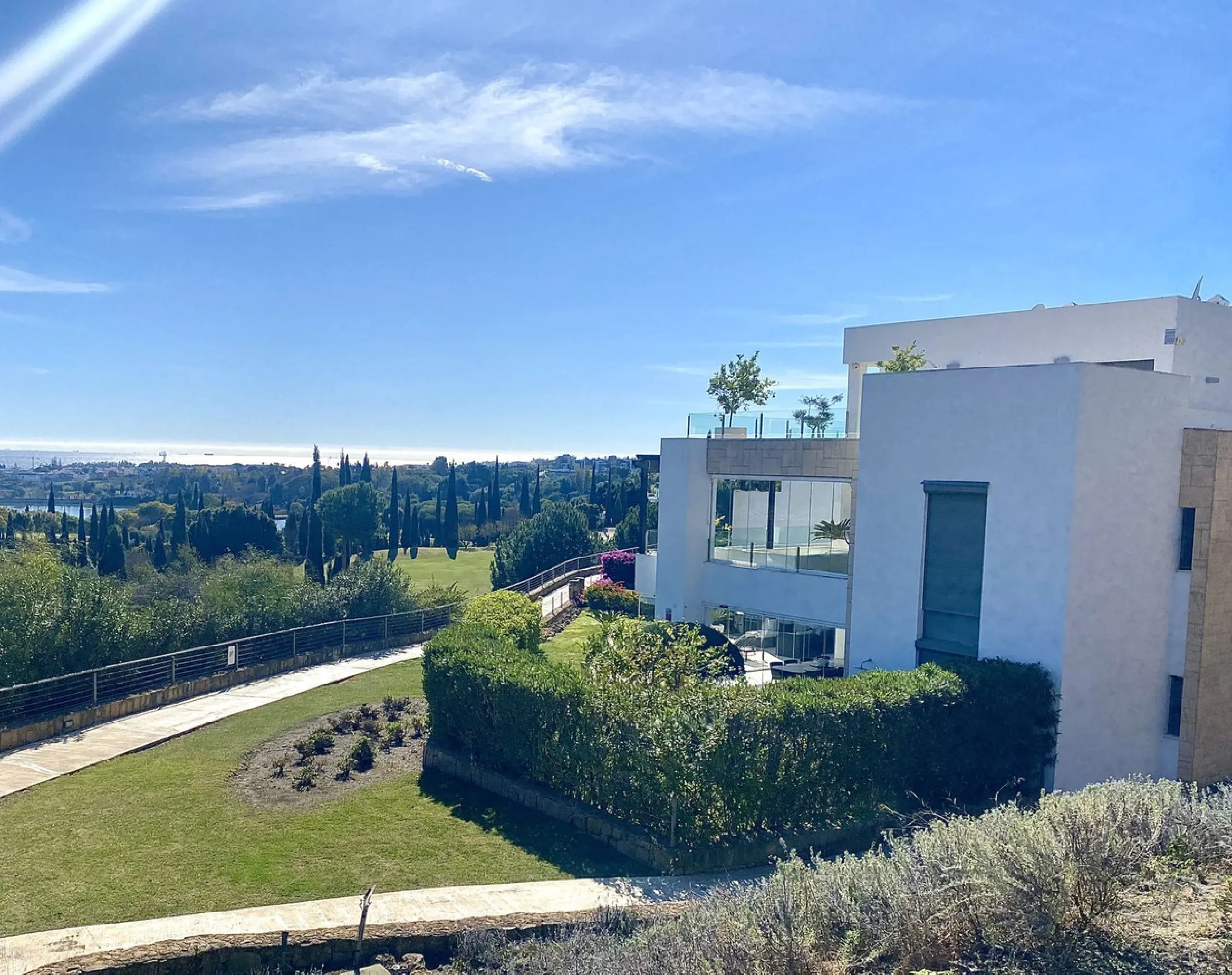 Apartment - Ground Floor Apartment в продаже в Málaga, Málaga. В доме 4 спален и 4 ванных комнат. Площадь дома 212 м². Площадь участка 100 м²