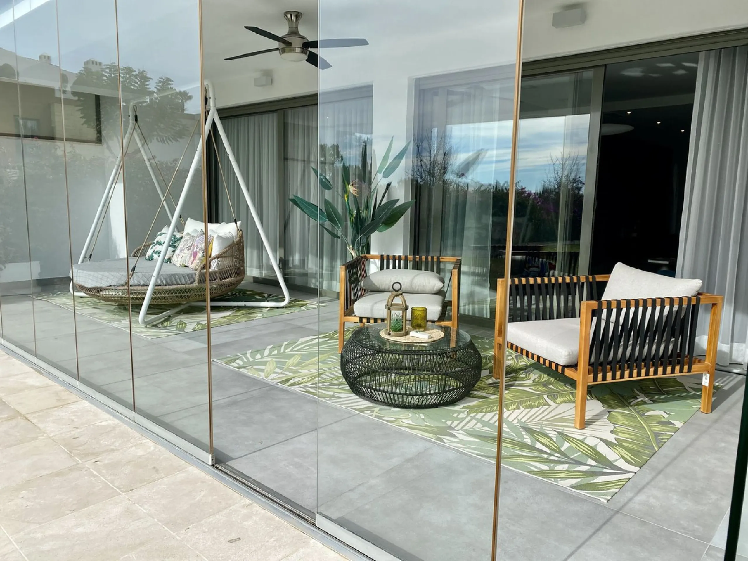 Apartment - Ground Floor Apartment в продаже в Málaga, Málaga. В доме 4 спален и 4 ванных комнат. Площадь дома 212 м². Площадь участка 100 м²