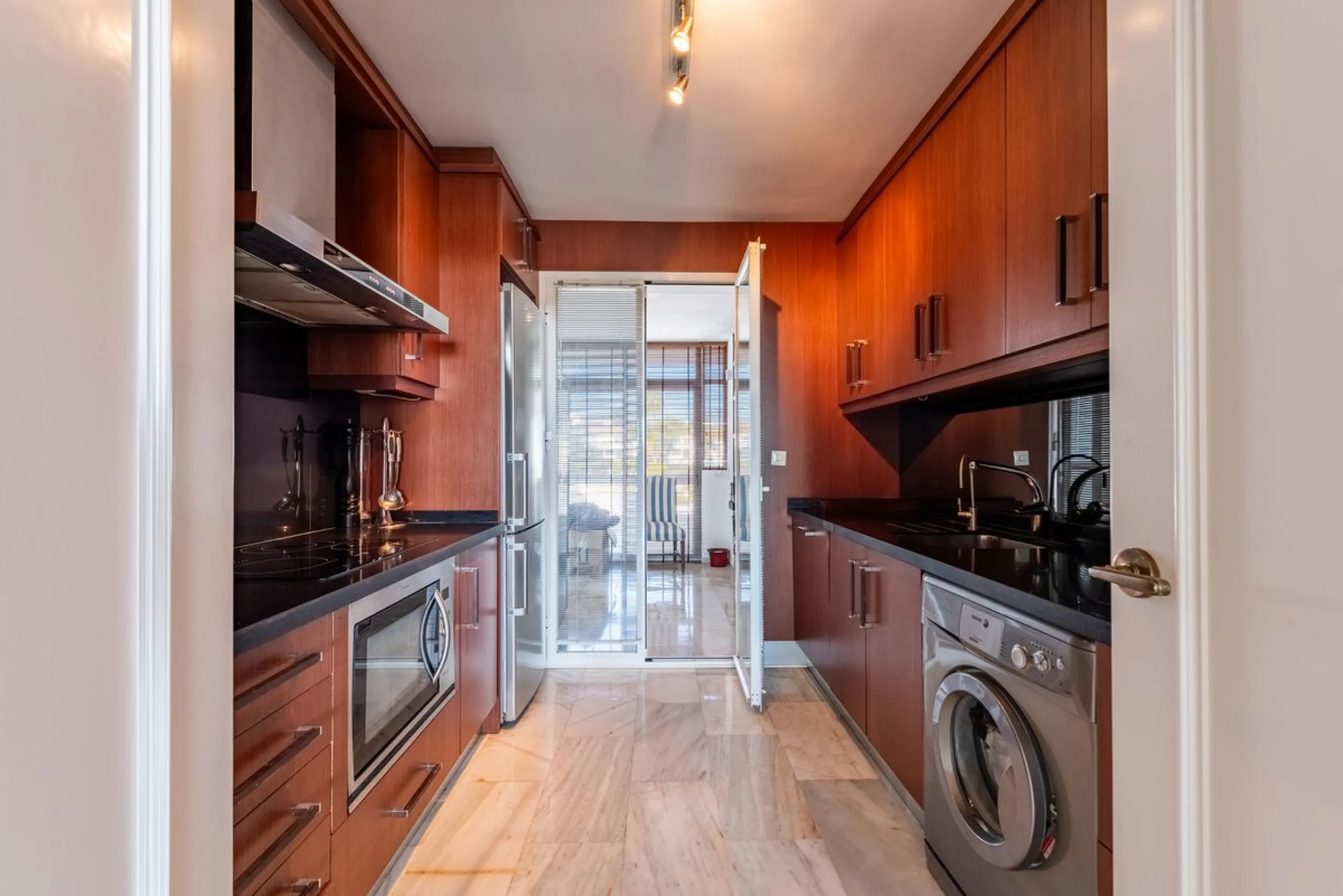 Spacious Sea-View Apartment for Sale in Las Jacarandas, Bel Air – Ideal for Permanent Living