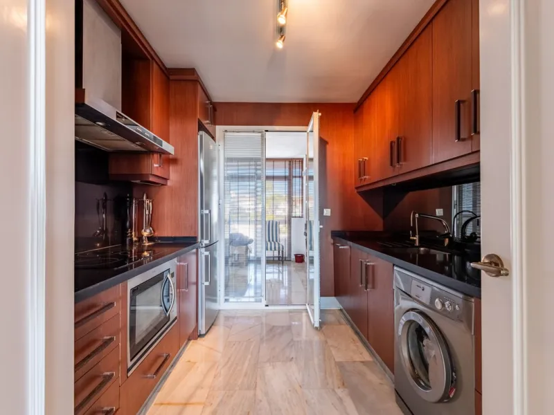 Spacious Sea-View Apartment for Sale in Las Jacarandas, Bel Air – Ideal for Permanent Living
