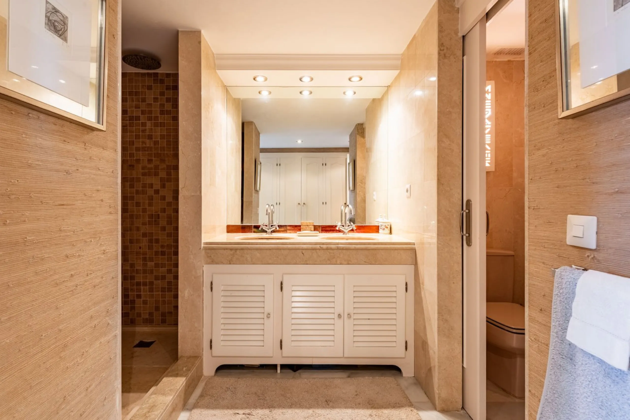 Spacious Sea-View Apartment for Sale in Las Jacarandas, Bel Air – Ideal for Permanent Living