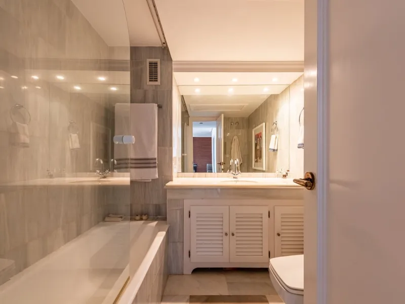 Spacious Sea-View Apartment for Sale in Las Jacarandas, Bel Air – Ideal for Permanent Living